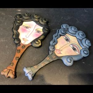 Beauty Hand Mirror In Silver